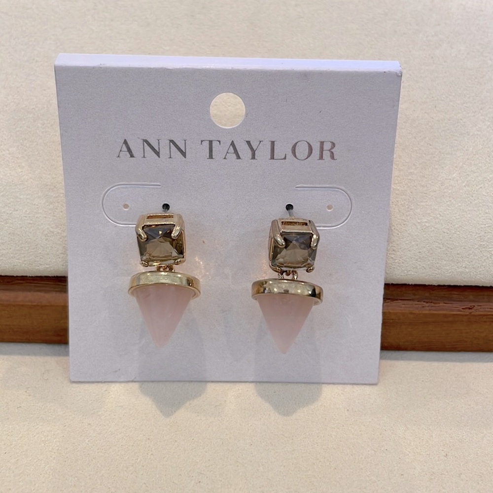Ann Taylor Vintage Style Dangling Gemstone Earrings BRAND NEW